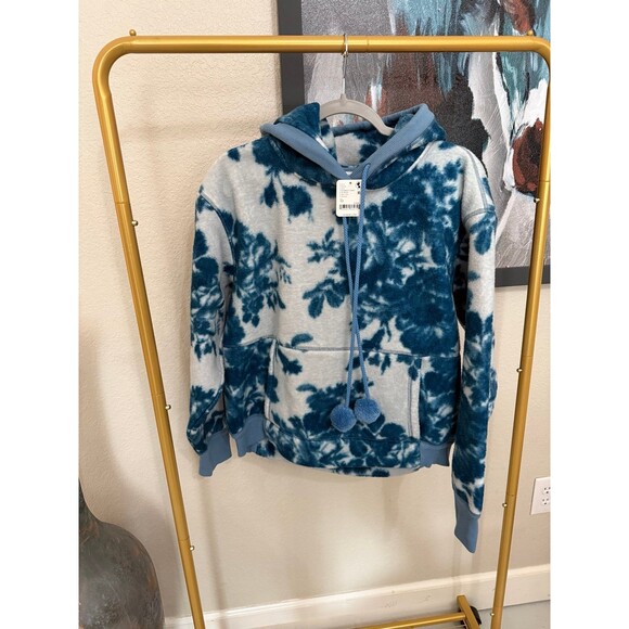 NWT Free People Movement With Love Sweatshirt XS - Picture 2 of 6